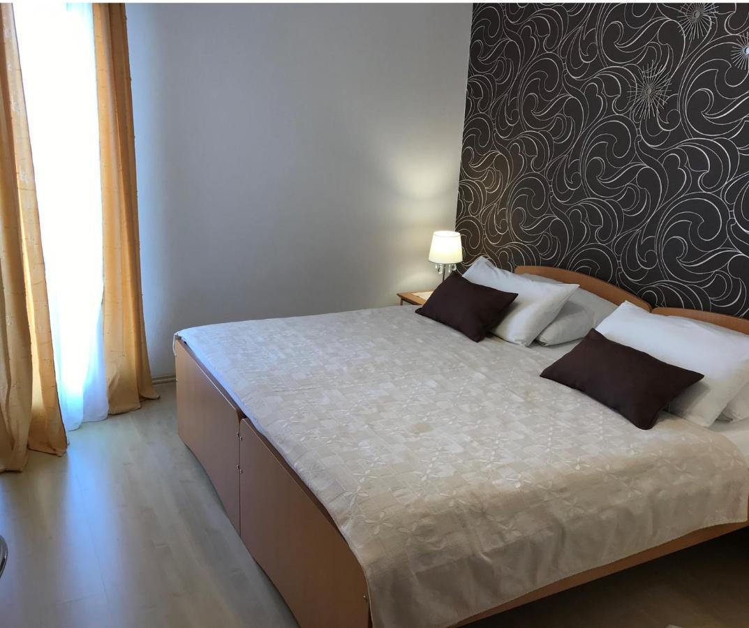 Villa Suzy-Apartments Suzana Lovran Exteriér fotografie
